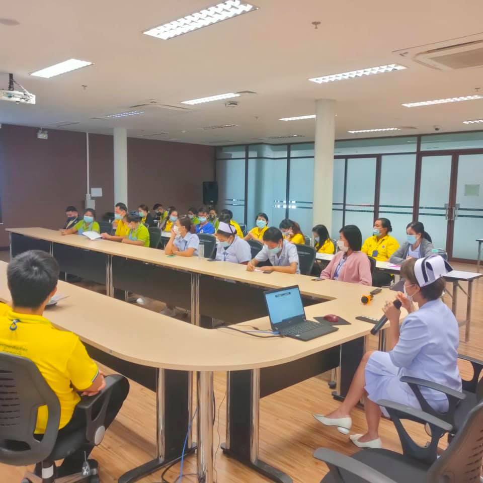 ประชุมบุคลากรเตรียมความพร้อมป้องกัน Covid-19