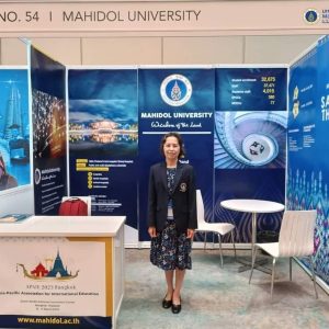 อาจารย์ แพทย์หญิงมนทกานติ์ โอประเสริฐสวัสดิ์ รองอธิการบดีฝ่ายโครงการจัดตั้งวิทยาเขตนครสวรรค์ มหาวิทยาลัยมหิดล พร้อมด้วยผู้แทนจากกองวิเทศสัมพันธ์ และกองแผนงาน มหาวิทยาลัยมหิดล เข้าร่วมการประชุมวิชาการ “QS Higher Ed Summit: Asia Pacific 2022” ภายใต้หัวข้อ “The Next Big Thing: Addressing New Opportunities and Existing Challenges in APAC Higher Ed”