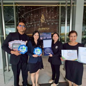 มหิดลนครสวรรค์ตอกย้ำความสำเร็จด้านการบริหารจัดการความปลอดภัย หลังคว้ารางวัลสถานศึกษาปลอดภัยระดับดีเด่น ต่อเนื่อง 5 ปี และรางวัลห้องปฏิบัติการปลอดภัยที่ผ่านการรับรองในรูปแบบ Peer Evaluation